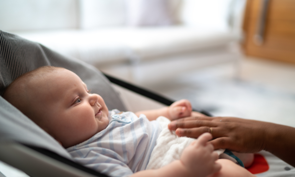 Quel âge pour mettre bébé dans le transat ?